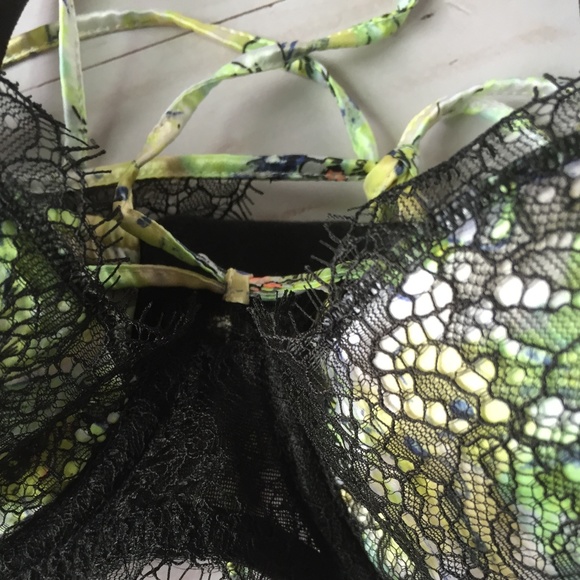 Victoria's Secret Silk Bra - Picture 6 of 9